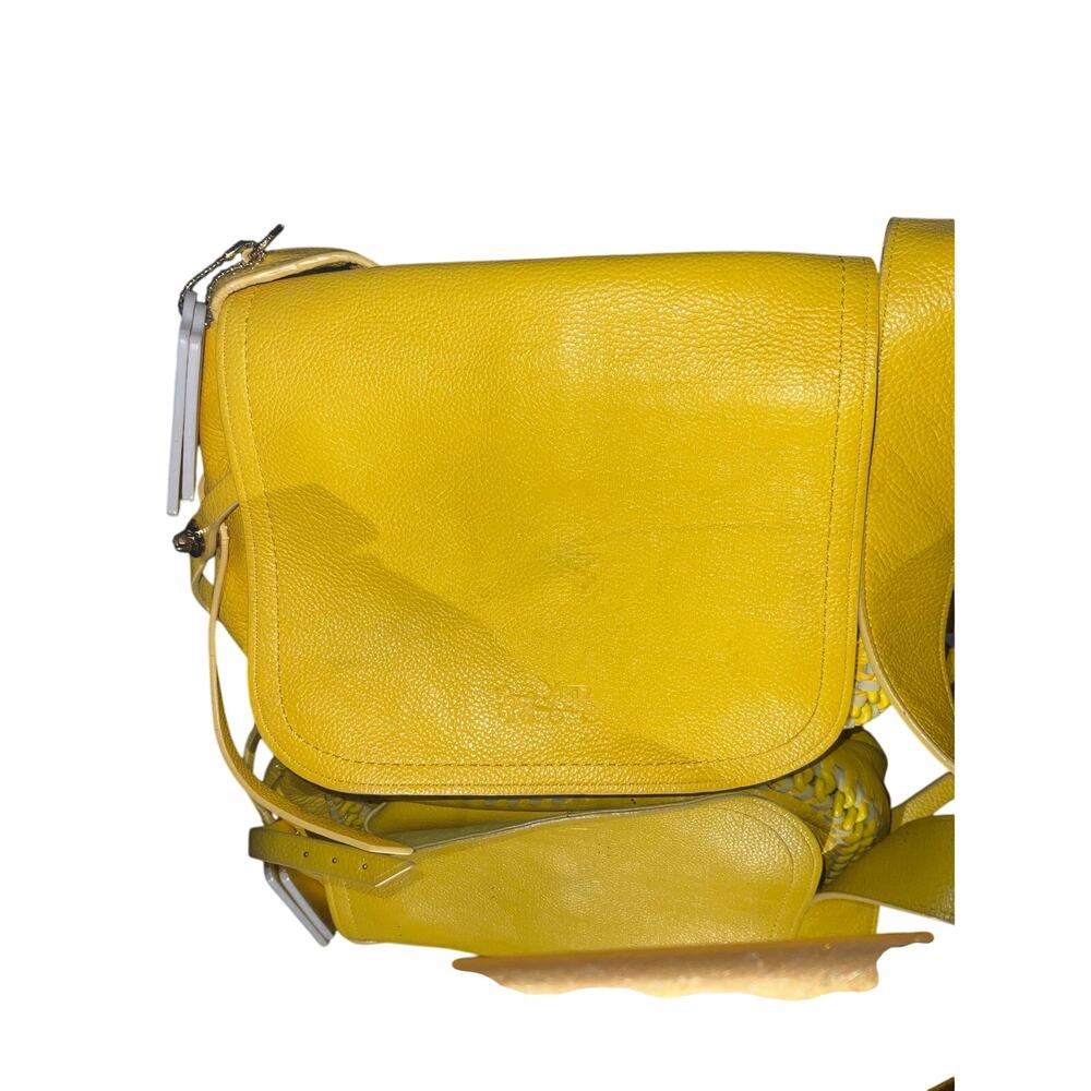 Coach Dakotah 21 Whiplash Crossbody 35714 Yellow Chalk Gold EUC SS26 Old Money